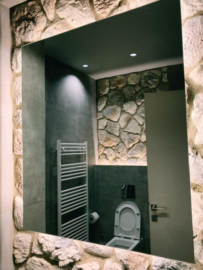 Luxury Townhouse Suite Larissa Exterior foto